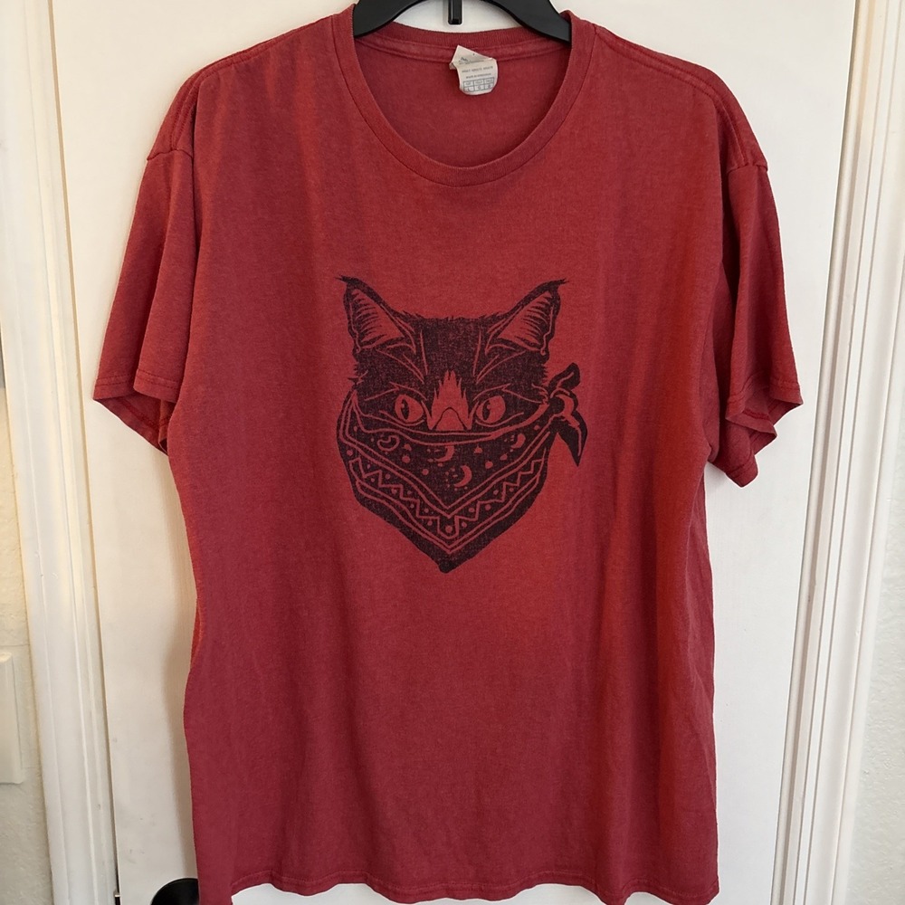 Vintage‎ Large Red Black Cat Short Sleeve Graphic T-Shirt Men's